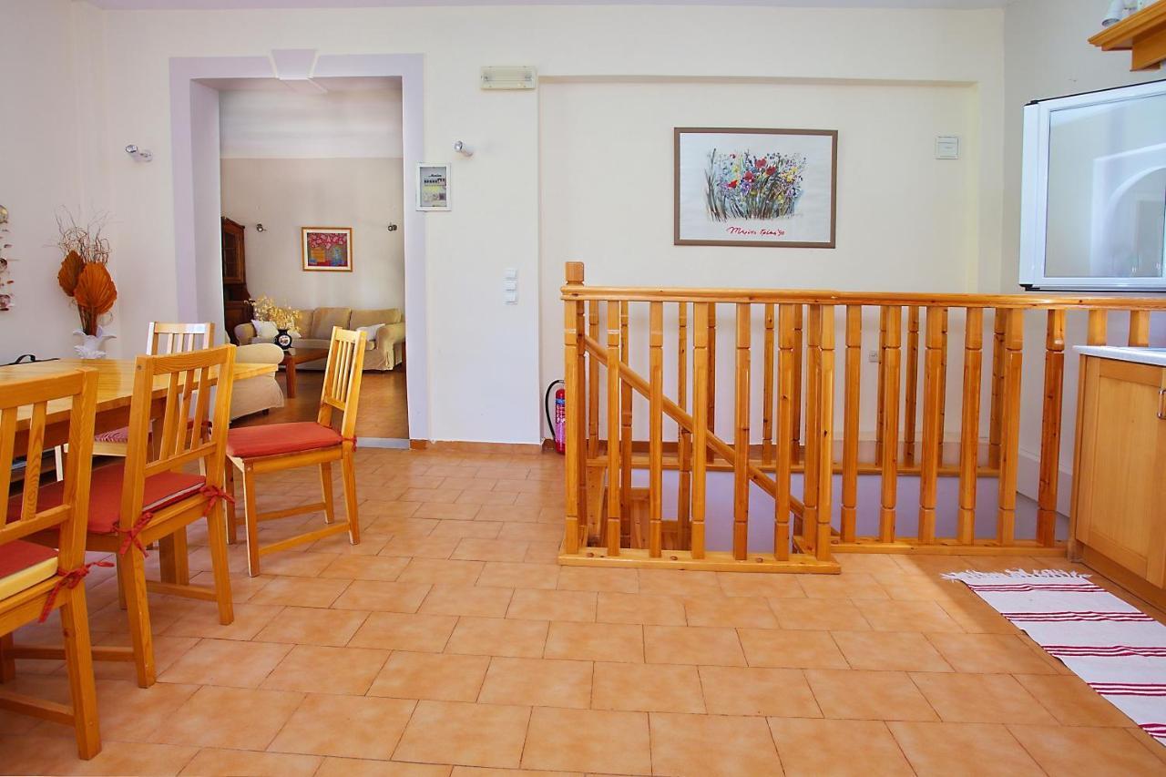 Villa Leda Karousádes Екстериор снимка